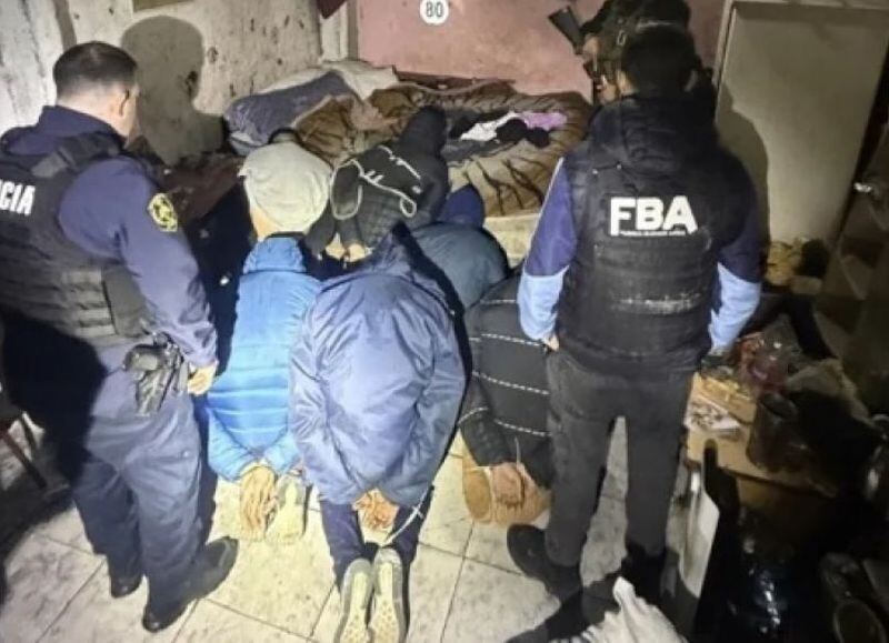 Megaoperativo en El Mondongo: seis aprehendidos y secuestro de cocaína, marihuana y un arma