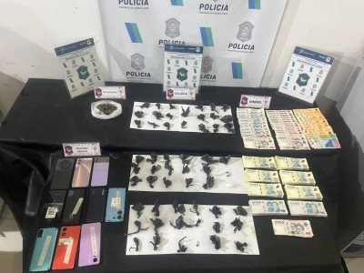 Del delivery a la droga: escapó en moto y cayó con 304 gramos de cocaína en Berisso